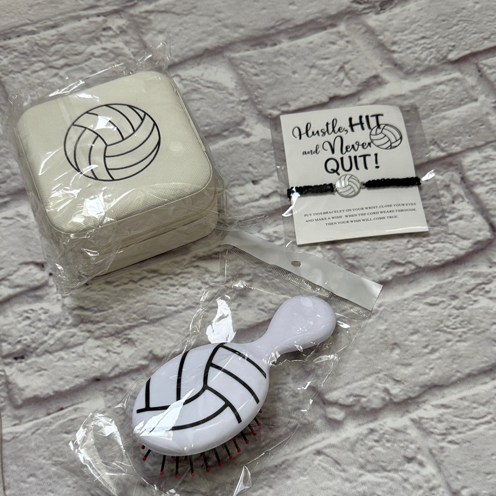 Volleyball mini jewelry travel
Case Hairbrush  bracelet bundle